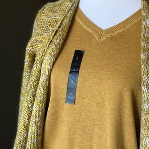 Mustard v-neck sweater